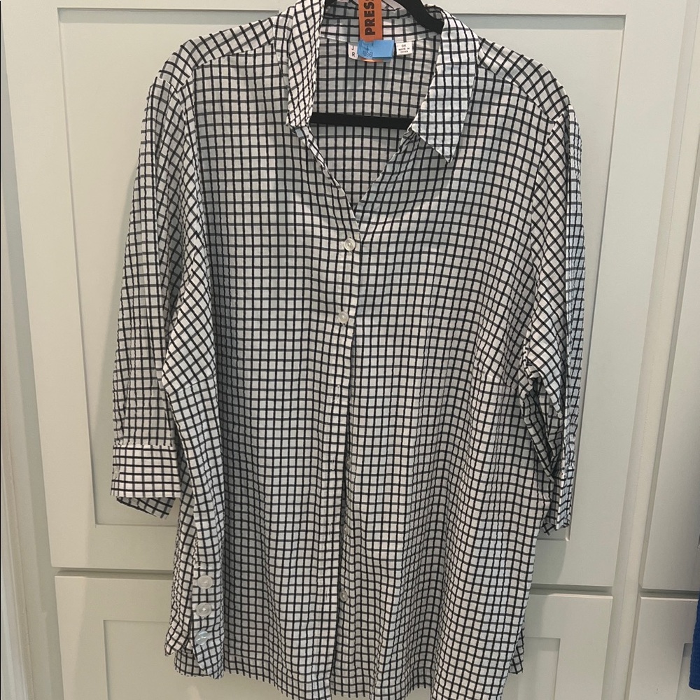 Joan Rivers Black and White Checkered Button Down Shirt size 3X